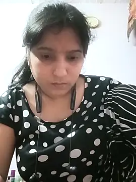 aliya-jaan71 online show from 29, 4, 2026