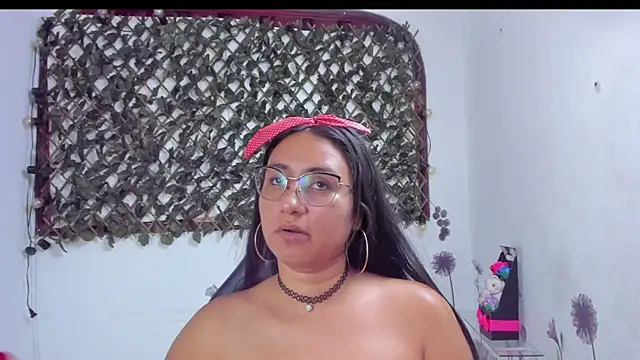 Luna021 1 online show from 29, 11, 2025