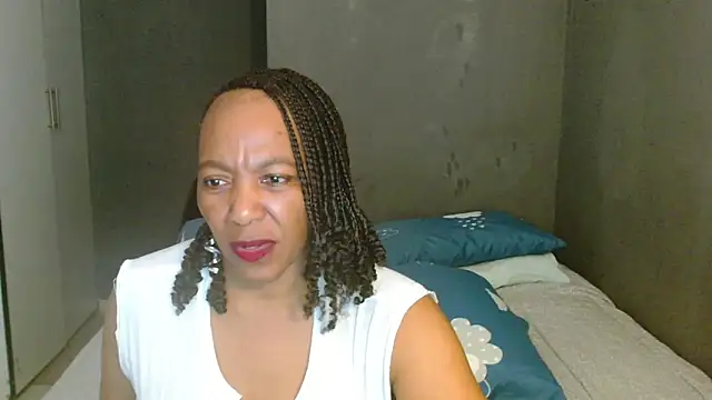 Lillyan N online show from 9, 4, 2026