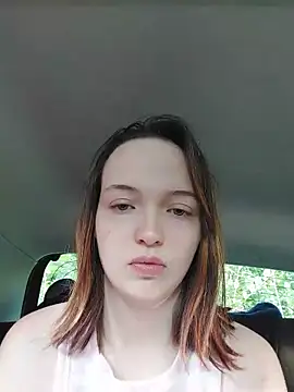 Snapshot of MaitresseMermaid chatting on 4, 6, 2026 MaitresseMermaid online show from 4, 6, 2026