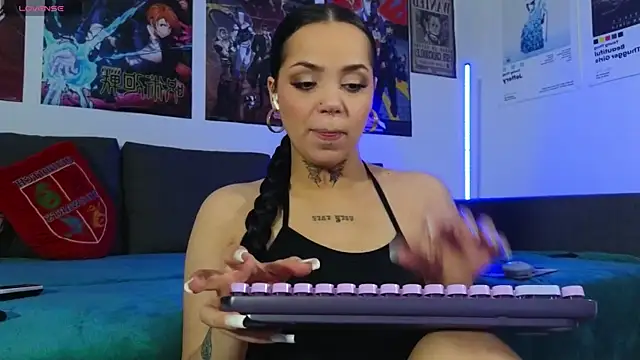 KiraQuinn1 online show from 15, 10, 2025
