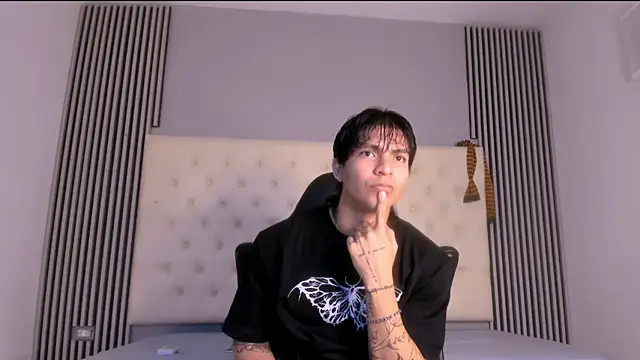 toji luxxer online show from 28, 11, 2025