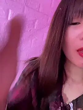 Moon pusy online show from 6, 1, 2026