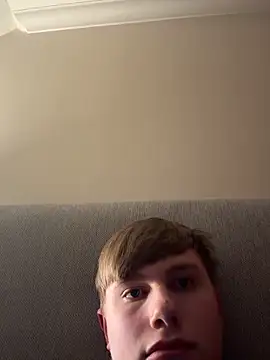 Sammyboy2211 online show from 13, 3, 2026