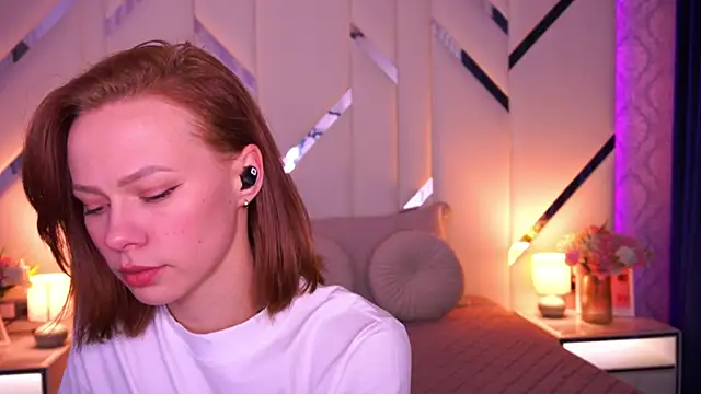 ShyySiren online show from 28, 3, 2026