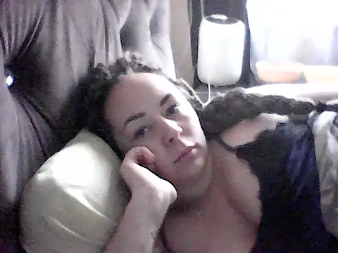 Snapshot of Janelah chatting on 1, 11, 2025 Janelah online show from 1, 11, 2025