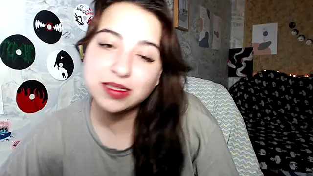 Snapshot of Olivia_Defo chatting on 23, 9, 2025 Olivia Defo online show from 23, 9, 2025