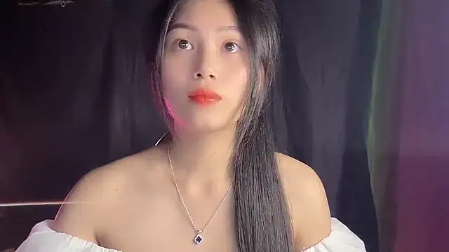 Lyly4757 online show from 8, 10, 2025