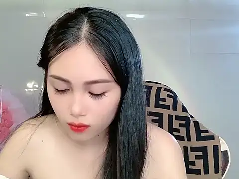 Lyly4757 online show from 29, 10, 2025