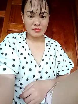 emilyzz online show from 7, 10, 2025