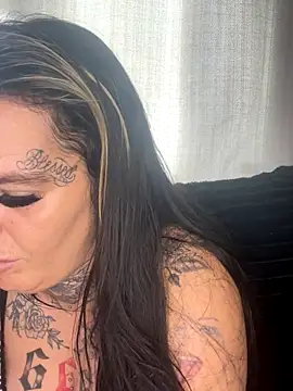 DIRTY PAISLEY X online show from 25, 9, 2025