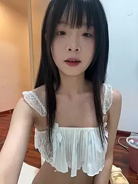 Snapshot of qiqi_x chatting on 28, 5, 2026 qiqi x online show from 28, 5, 2026