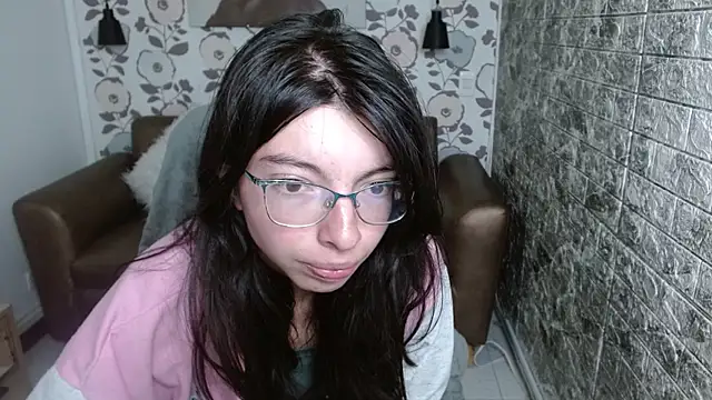 alllyson  online show from 29, 9, 2025