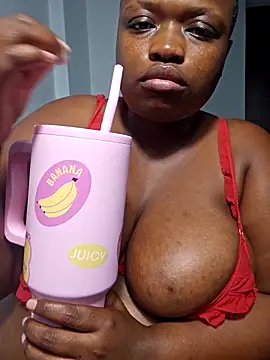 lady-zeei online show from 15, 4, 2026