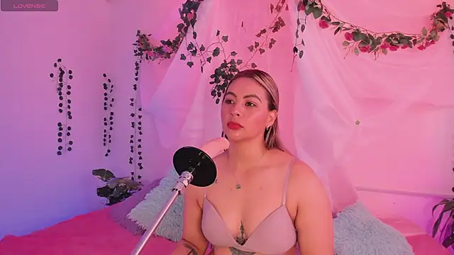 chubbyZoe online show from 15, 11, 2025
