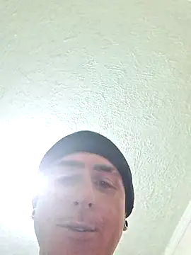 Bottz777 online show from 8, 11, 2025