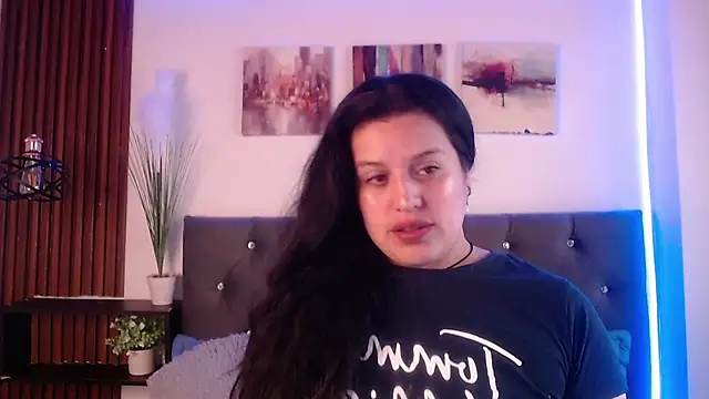 Andrea secret  online show from 12, 11, 2025