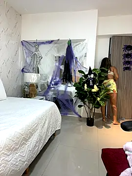 EMILIIA RICHTER   online show from 19, 10, 2025