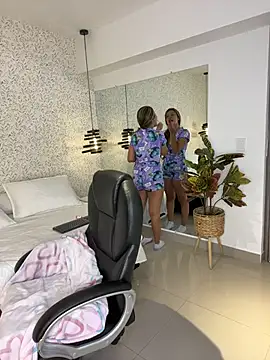 EMILIIA RICHTER   online show from 9, 11, 2025