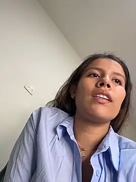 EMILIIA RICHTER   online show from 11, 4, 2026