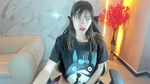 Snapshot of Isabella_Blondetf chatting on 8, 11, 2025 Isabella Blondetf online show from 8, 11, 2025