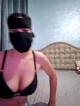 Snapshot of __arabica chatting on 3, 11, 2025   arabica online show from 3, 11, 2025