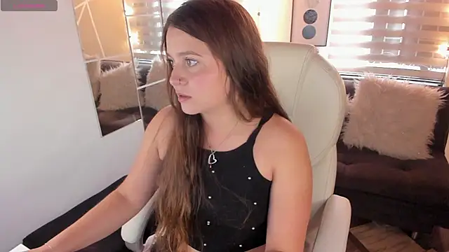 sophiee09  online show from 18, 4, 2026