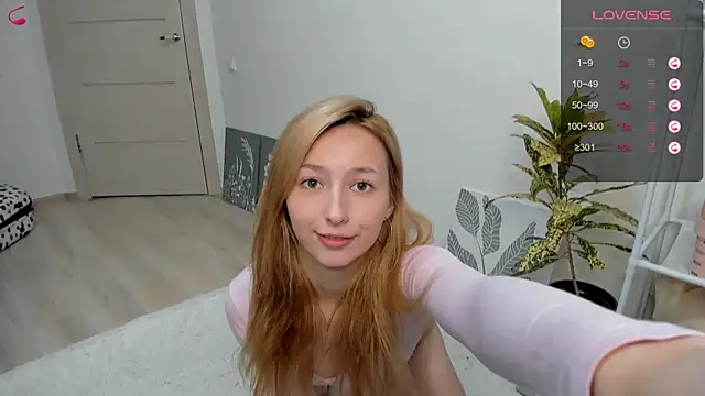 SandyCramerrr online show from 13, 10, 2025