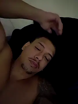 maicon9339 online show from 21, 11, 2025