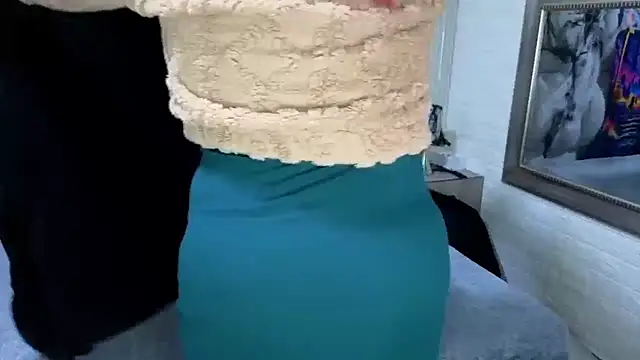 sofiagutierrez   online show from 22, 10, 2025