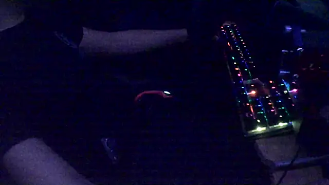 Snapshot of xderox318 chatting on 13, 10, 2025 xderox318 online show from 13, 10, 2025