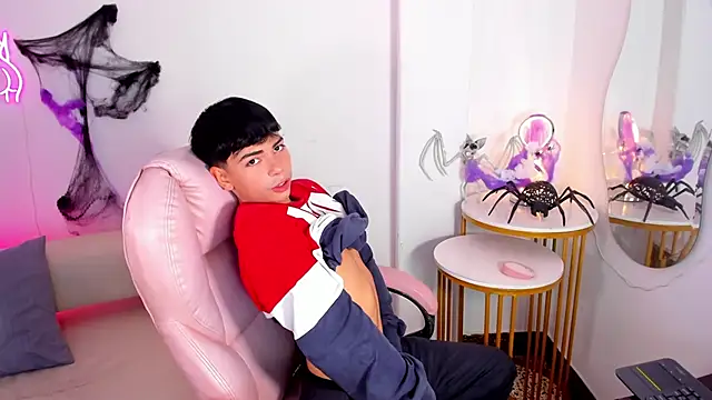 Peter chase online show from 18, 10, 2025