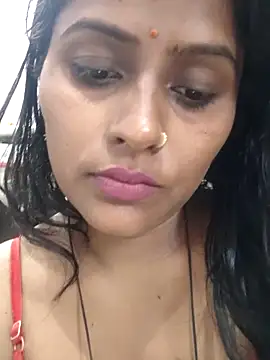 Jasmine Januja online show from 8, 5, 2026