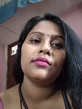Jasmine Januja online show from 27, 5, 2026
