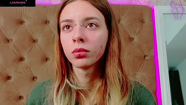 CoraVex online show from 16, 10, 2025