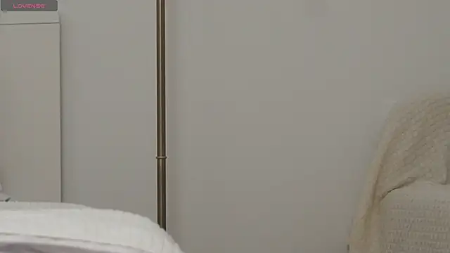 adisson fox online show from 20, 12, 2025