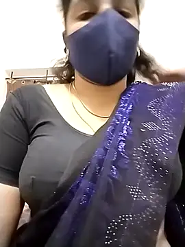 hottamil honey couples online show from 17, 9, 2025