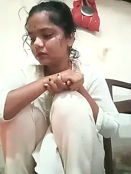 Hot Shredha online show from 1, 11, 2025