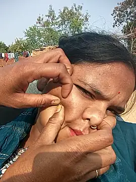 Hot Shredha online show from 1, 12, 2025