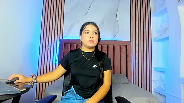 LunaWiill  online show from 16, 10, 2025