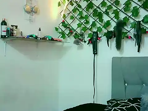 Snapshot of MR777DESIRE chatting on 18, 9, 2025 MR777DESIRE online show from 18, 9, 2025