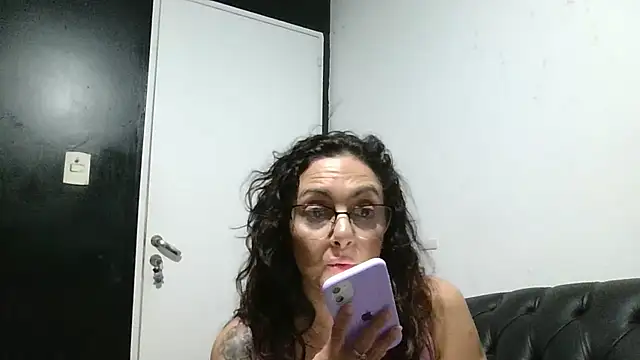 dulcefanny online show from 7, 8, 2026