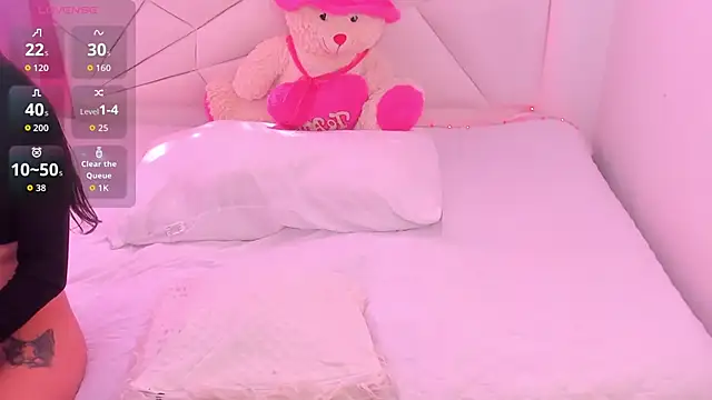 CatalinaBel online show from 3, 10, 2025