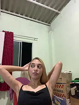 loirinhaaa online show from 4, 4, 2026