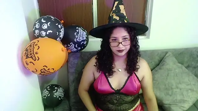 Gia Dior online show from 20, 10, 2025