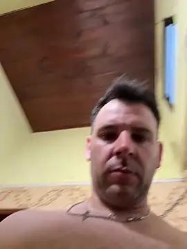 Ezeveron online show from 4, 10, 2025