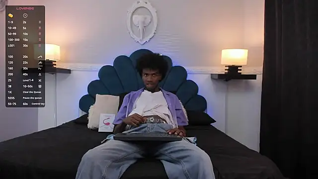 Snapshot of AllexJacob chatting on 8, 10, 2025 AllexJacob online show from 8, 10, 2025