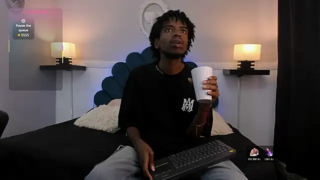 Snapshot of AllexJacob chatting on 18, 10, 2025 AllexJacob online show from 18, 10, 2025