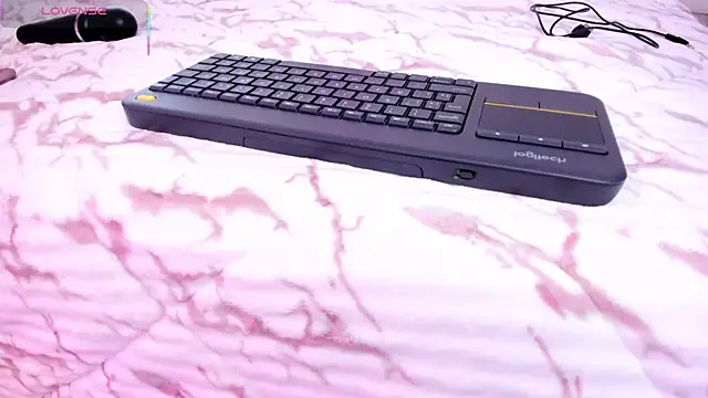 Doll lauren online show from 25, 11, 2025