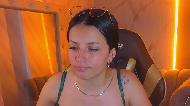 sophiadoll tf online show from 1, 6, 2026